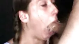 Nelly si masturba in ...