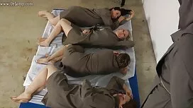 Una bella bruna vide ...