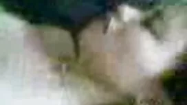 L'uomo ha spinto il  ...