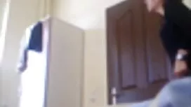 Aspetta una risposta ...