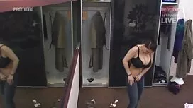 L'uomo tirò il suo p ...