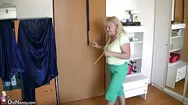 Sexy donne mature sc ...