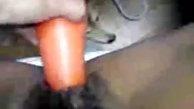 Una giovane ragazza  ...
